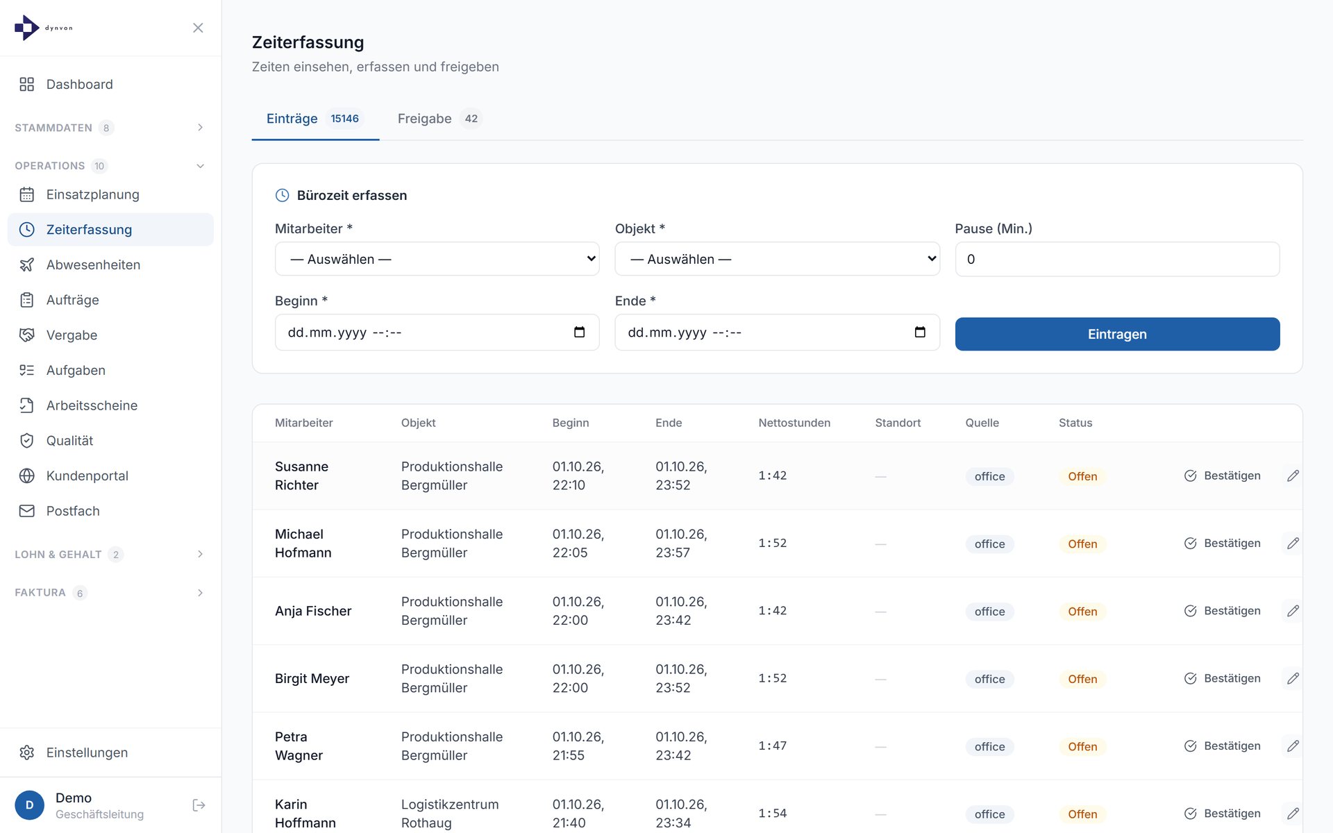 Zeiterfassung in der Software: Liste der Zeiteinträge mit Mitarbeiter, Objekt, Beginn, Ende und Status zur Freigabe